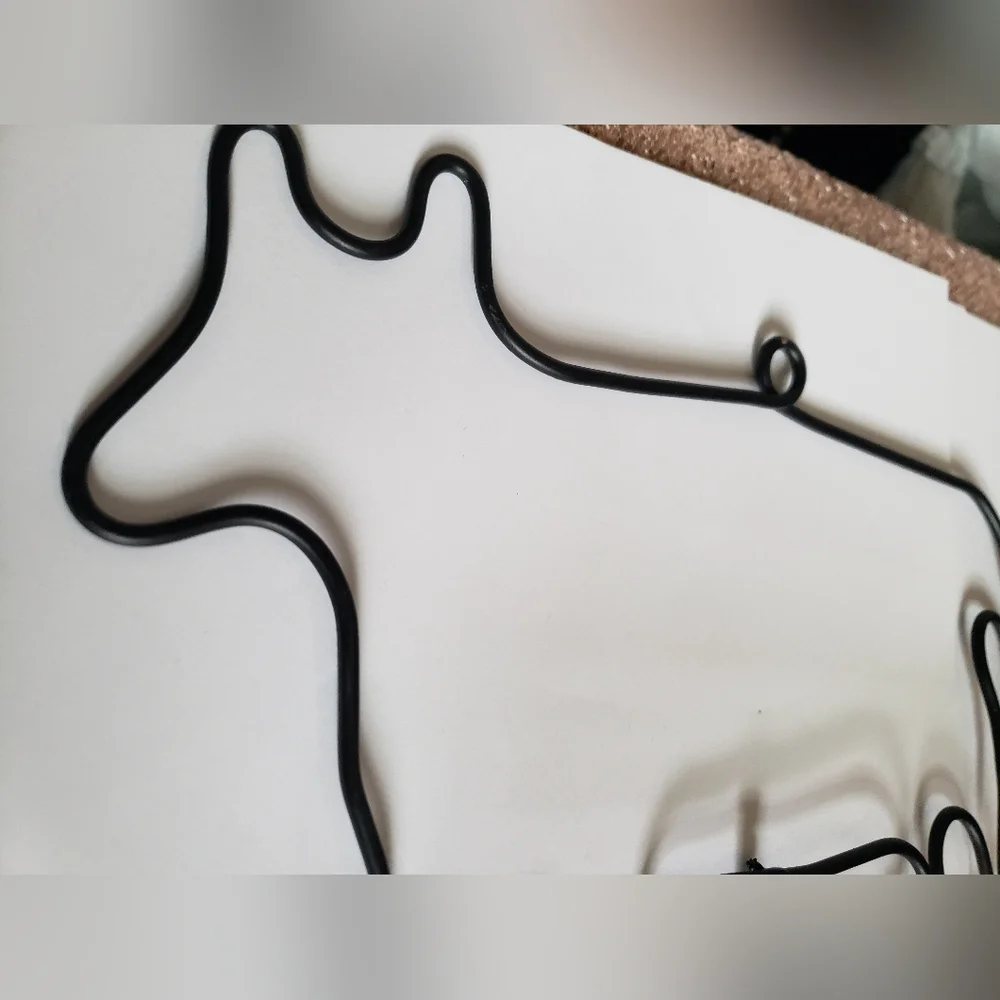 Black Metal Cow Hanging Wall Decor with Wooden Towel Bar